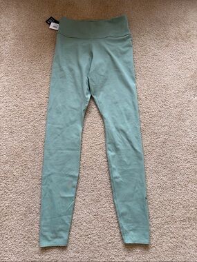 Nike  women Mint Green Leggings